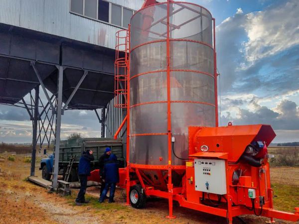 Аграрії з прифронтових територій можуть отримати мобільні зерносушарки: що для цього потрібно