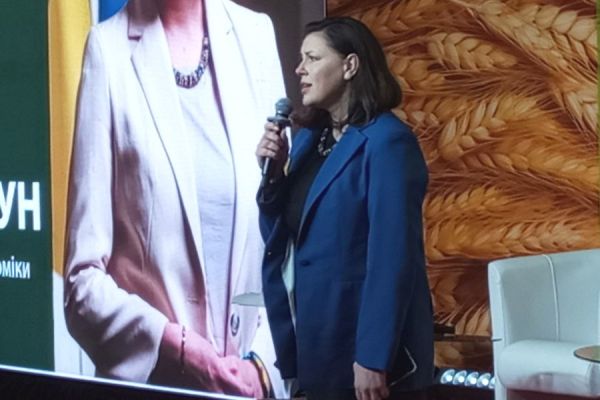 На програму по компенсації вартості відчизняної сільгосптехніки Україна направить 1 млрд грн